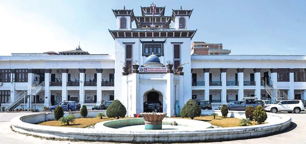 एक तहमा चुनाव हारे तत्काल उम्मेदवार बन्न रोक