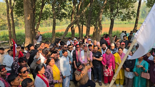 बाँसगढीमा तरुणहरूको उत्साह: ६० युवा कांग्रेस प्रवेश