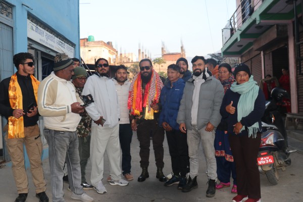 कर्णाली प्रदेश कार्यसमितिसँग हाम्रो पार्टी नेपालका सभापति खगेन्द्र सुनारको छलफल