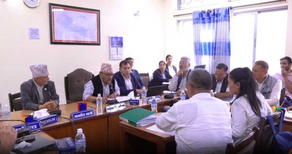 शिक्षक पदपूर्तिमा नवप्रवेशीलाई रोक्ने सरकारी प्रस्ताव संसदको समितिबाट अस्वीकृत