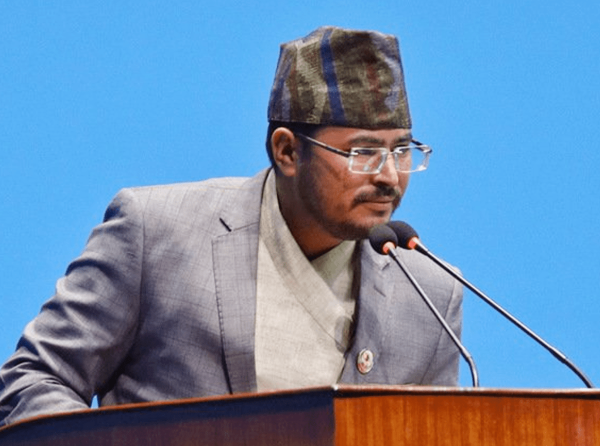 राप्रपा सांसद शाहीको आरोपः विद्युतको खम्बामा काम गर्ने मजदुरको मृत्यु राज्यले गरेको हत्या