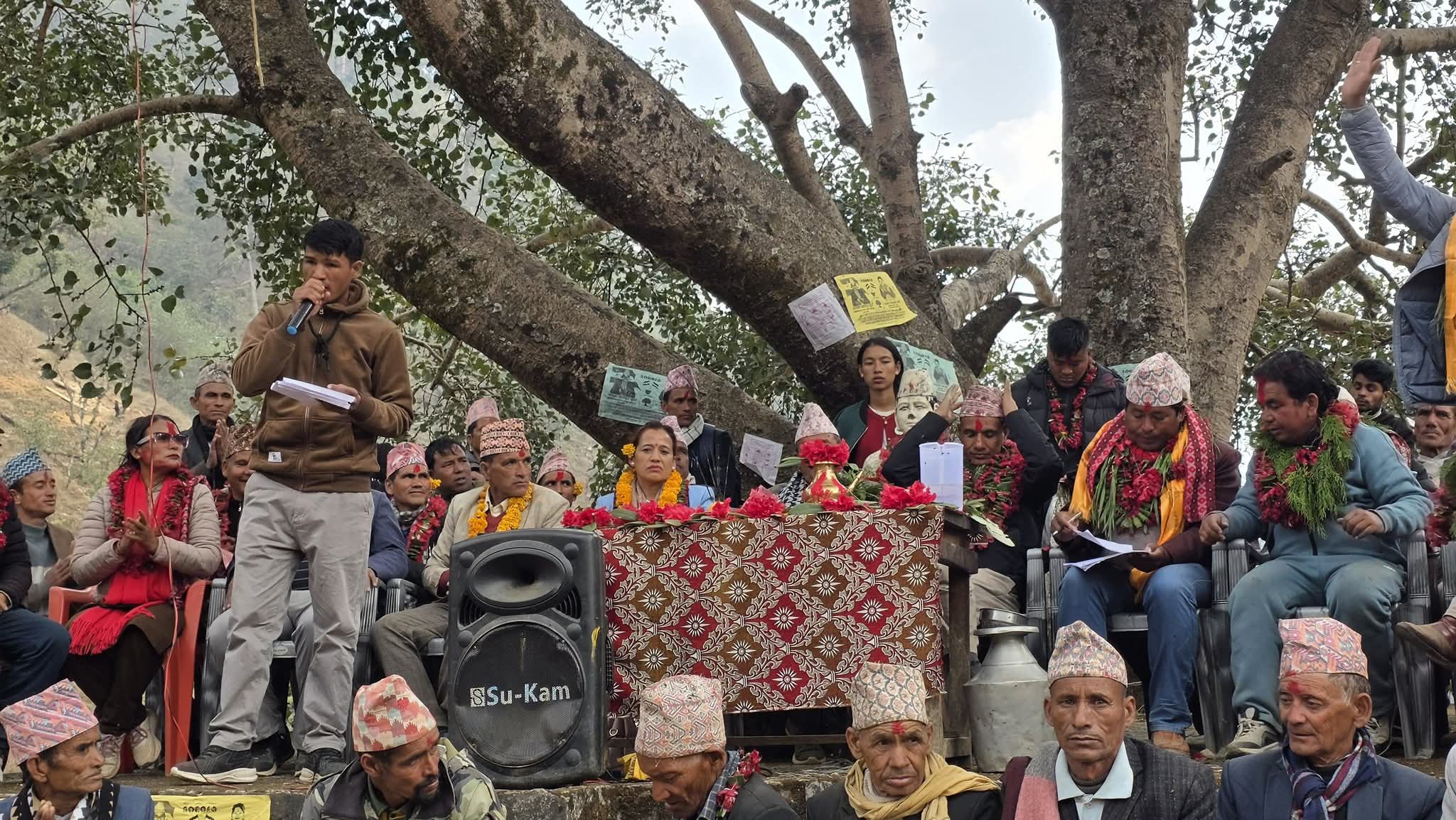 कुशेमा विभिन्न दल परित्याग गरी २३ जना कांग्रेसमा प्रवेश