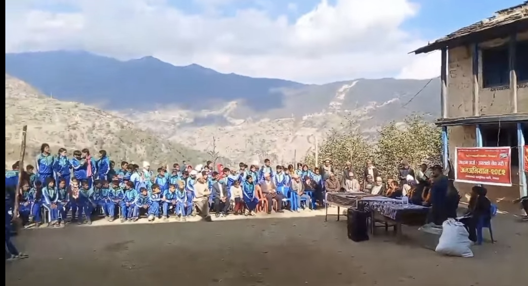 विद्यालय कि राजनीतिक अखडा जाजरकोट कुशे गाउपालिका २ टालेगाउमा रहेको मान्नेढुङ्गा माविमा दलगत कार्यक्रम, कानुनको खुला उल्लङ्घन